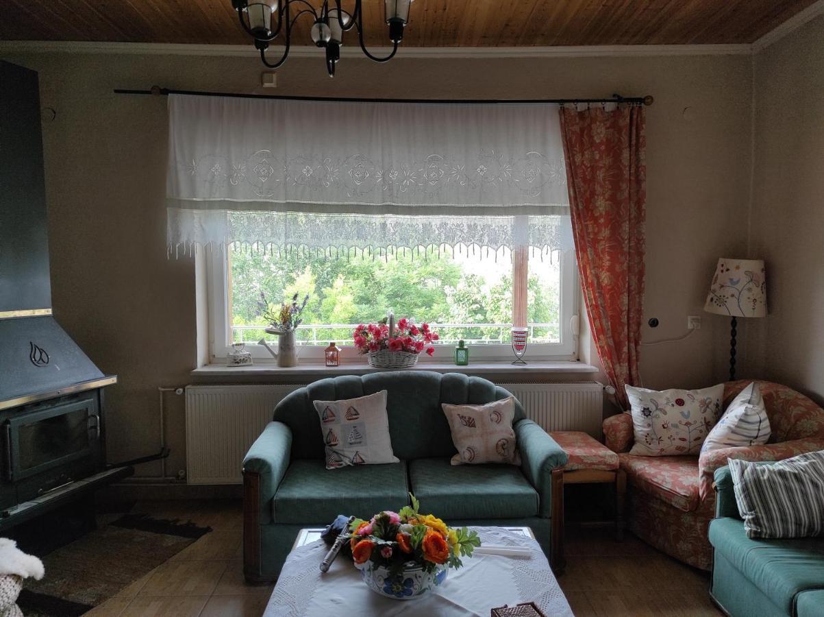Countryside Cottage With Garden & Lake View Peraia  Exteriör bild